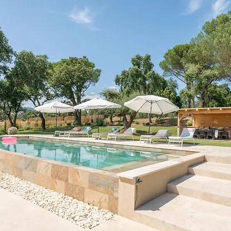 Peridron Villa